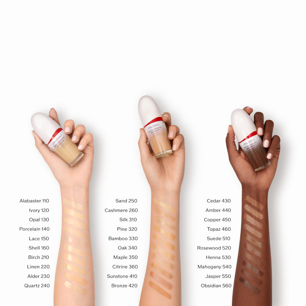 REVITALESSENCE SKIN GLOW Foundation, 130 REVITALESSENCE SKIN GLOW Foundation, 130
